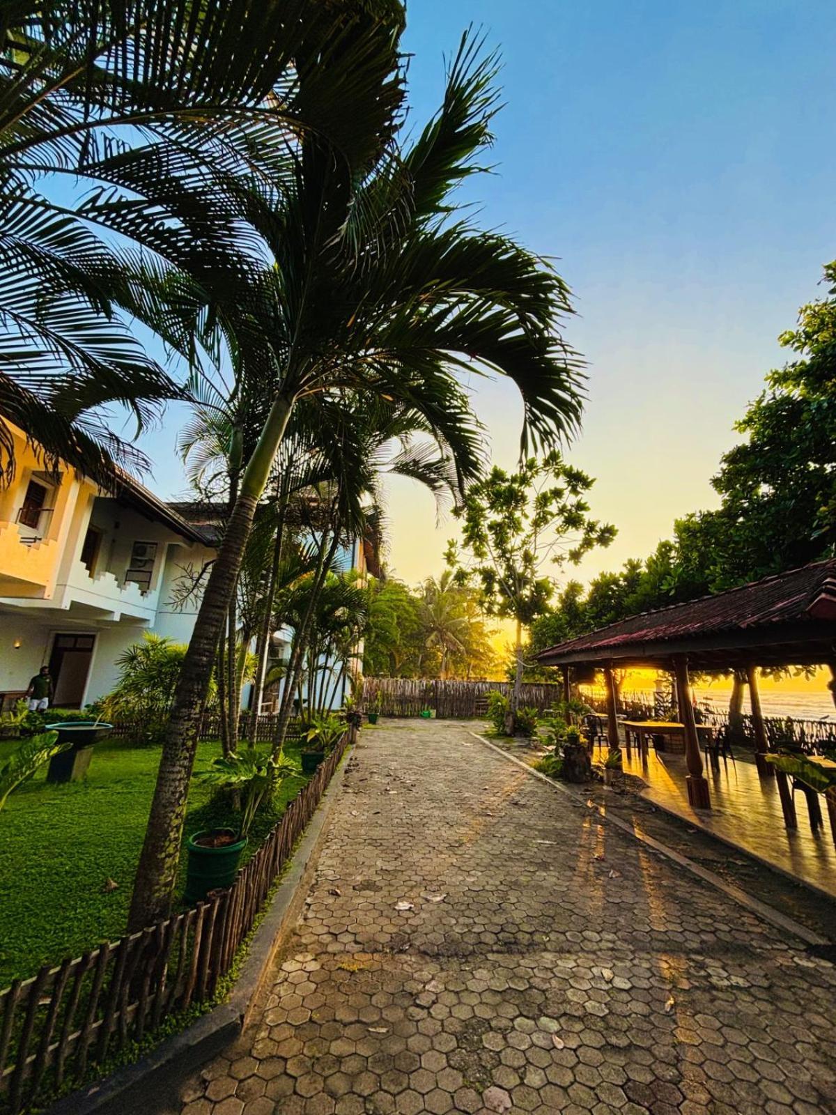 Balance Beach Resort ديكويلاّ تين المظهر الخارجي الصورة